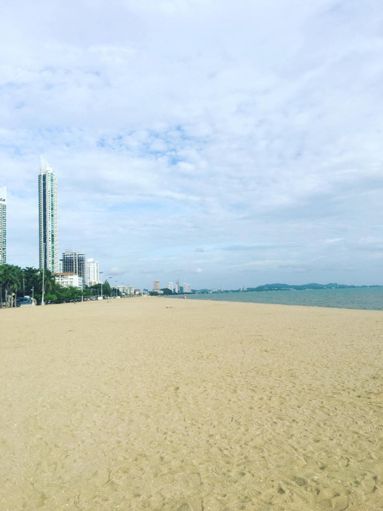 Apartamento 2 ห้องนอน 2 ห้องน้ำ Seaview Jomtien ชั้น18 Exterior foto
